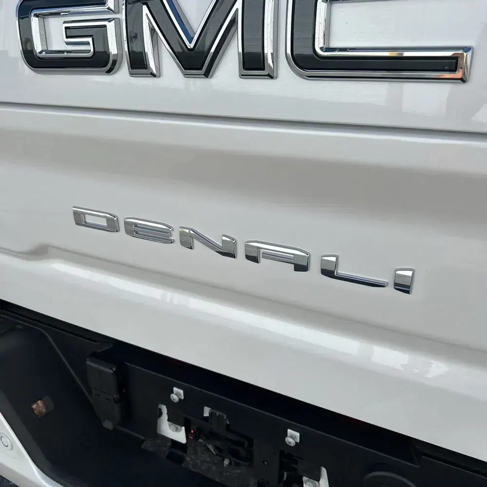 2025 GMC Sierra 3500HD Denali Ultimate