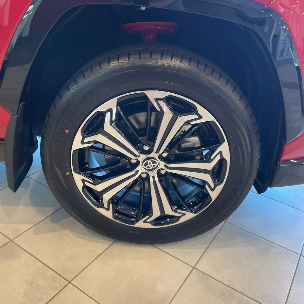 2025 Toyota RAV4 Plug-in Hybrid XSE