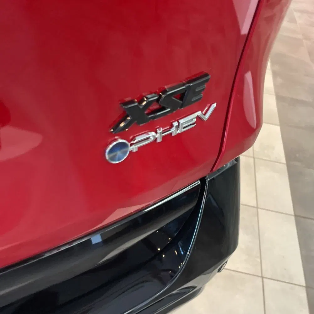 2025 Toyota RAV4 Plug-in Hybrid XSE