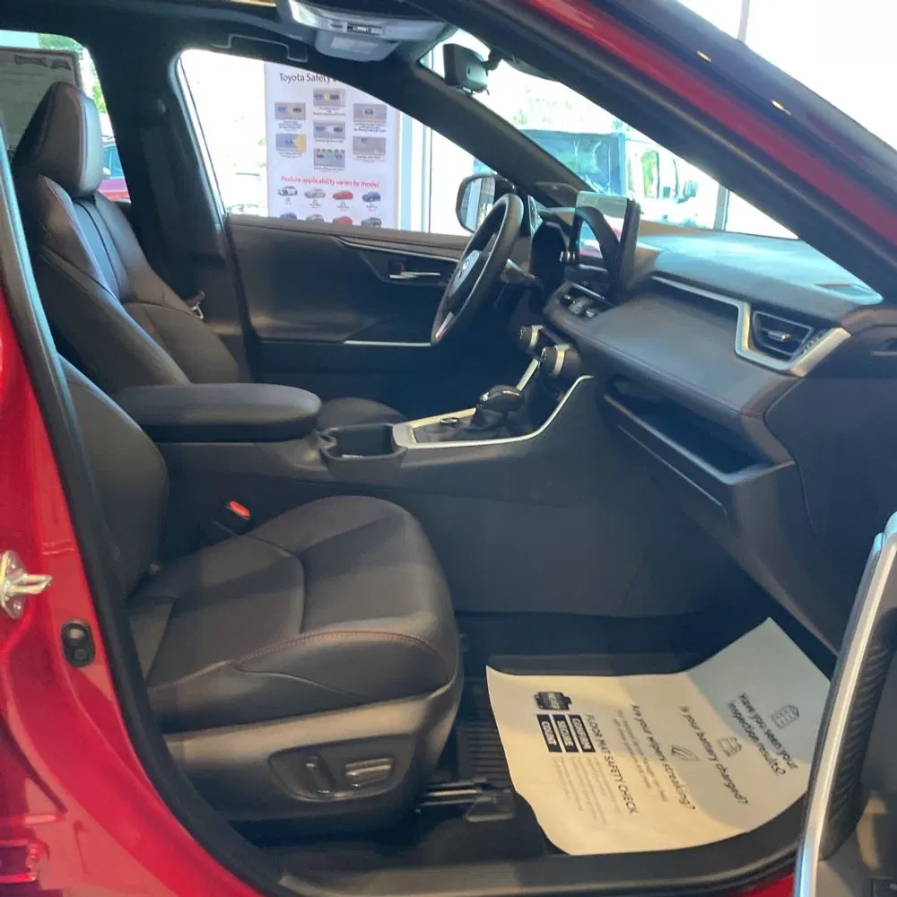 2025 Toyota RAV4 Plug-in Hybrid XSE