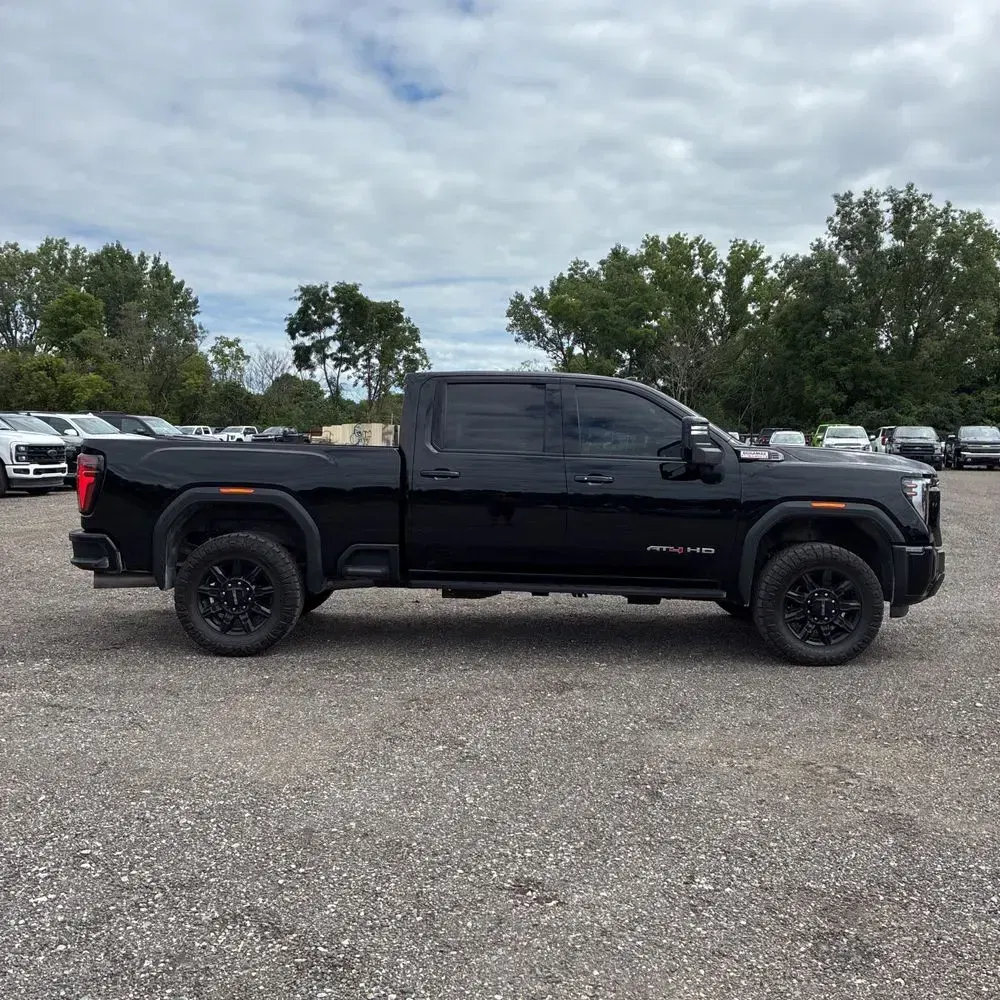 2024 GMC Sierra 3500 AT4