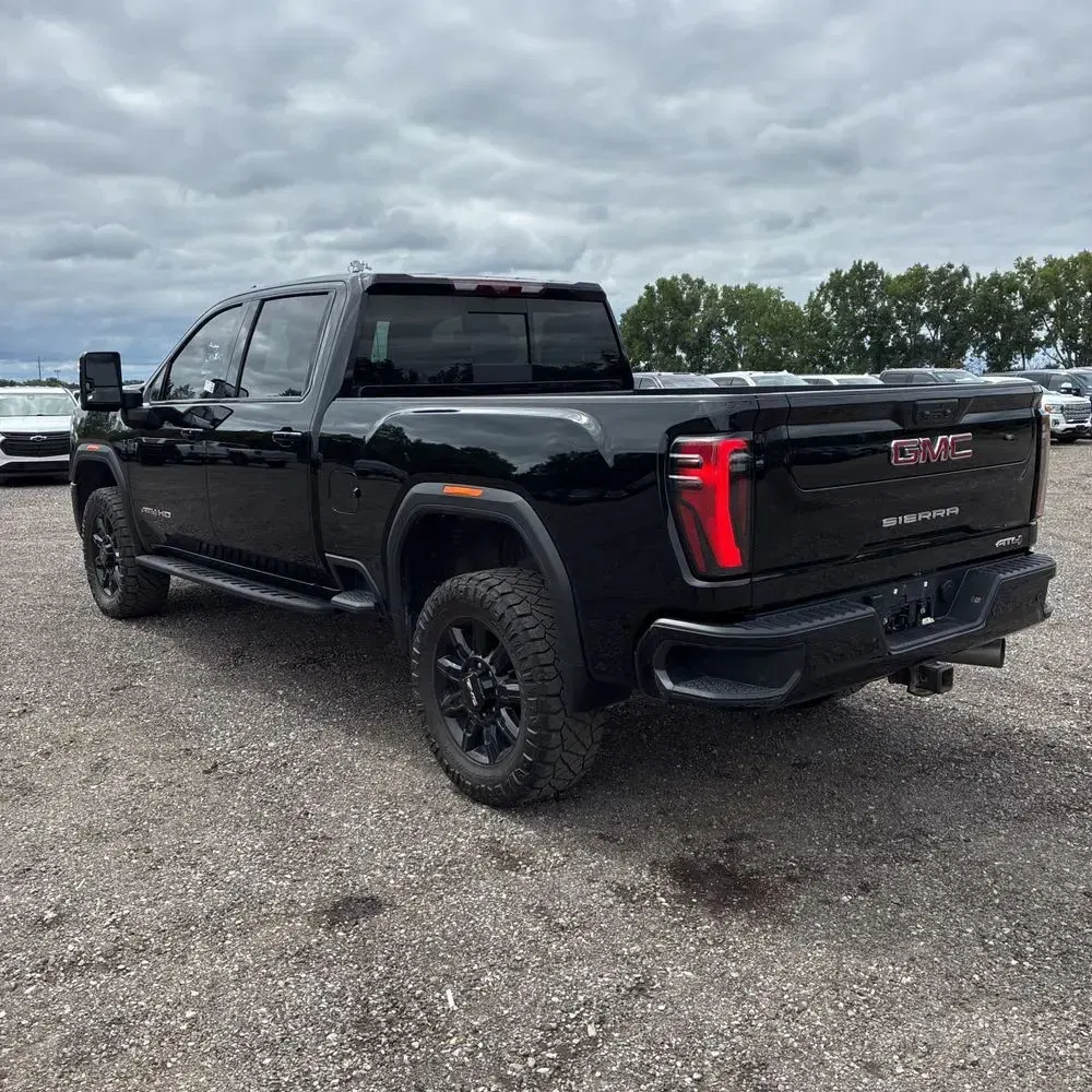 2024 GMC Sierra 3500 AT4