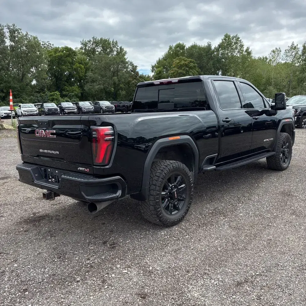 2024 GMC Sierra 3500 AT4
