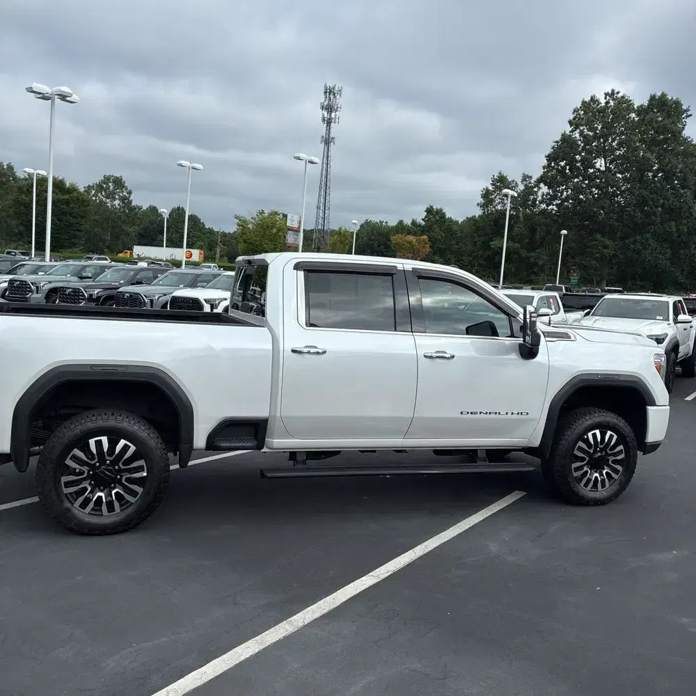 2022 GMC Sierra 3500HD Denali