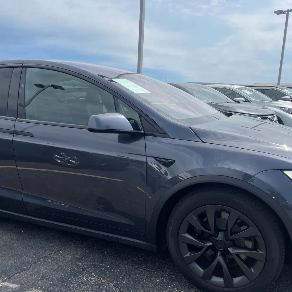 2023 Tesla Model X Plaid