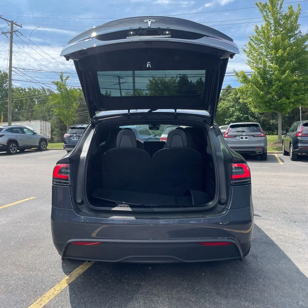 2023 Tesla Model X Plaid