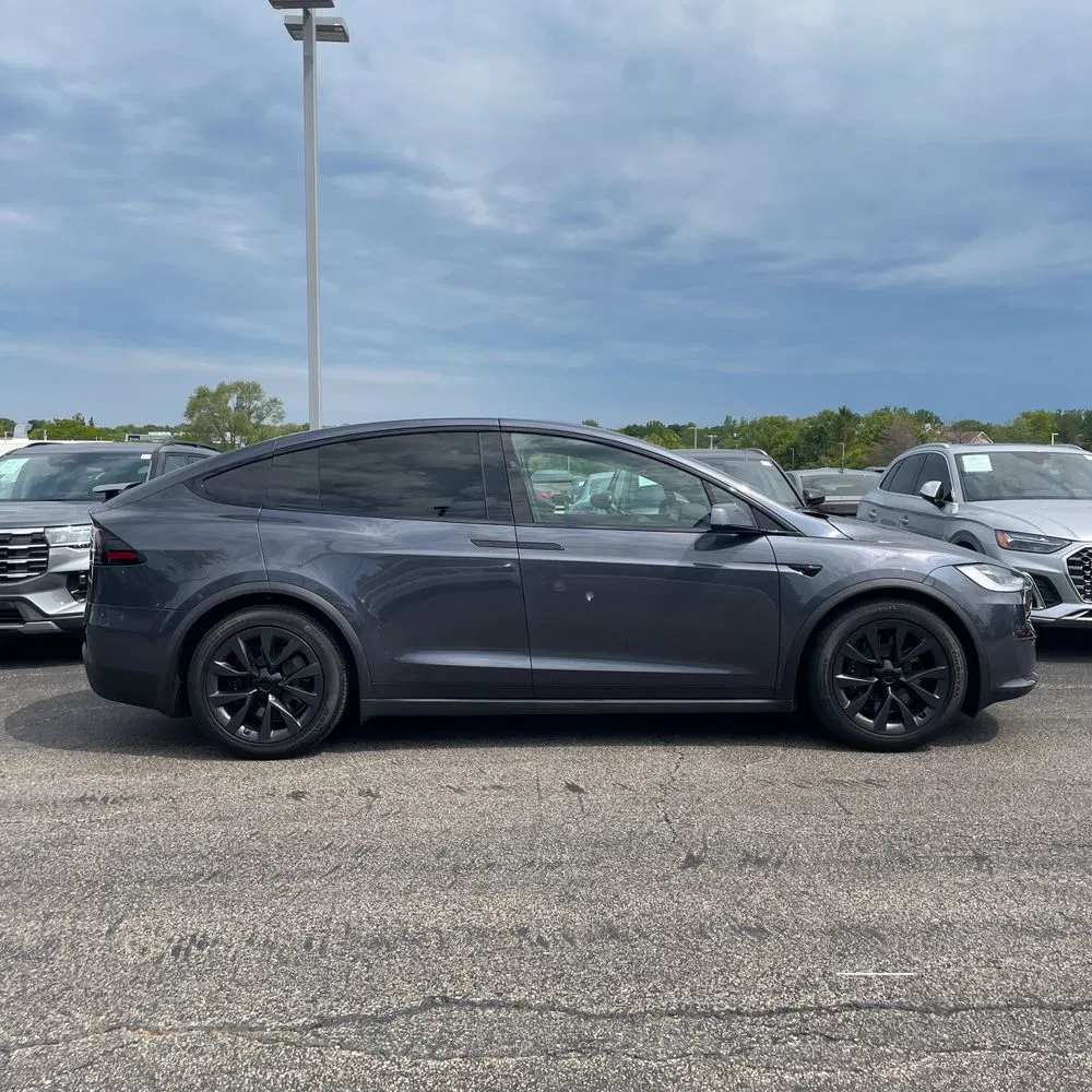 2023 Tesla Model X Plaid