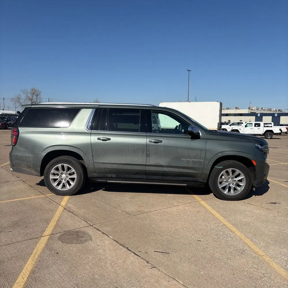 2023 Chevrolet Suburban Premier