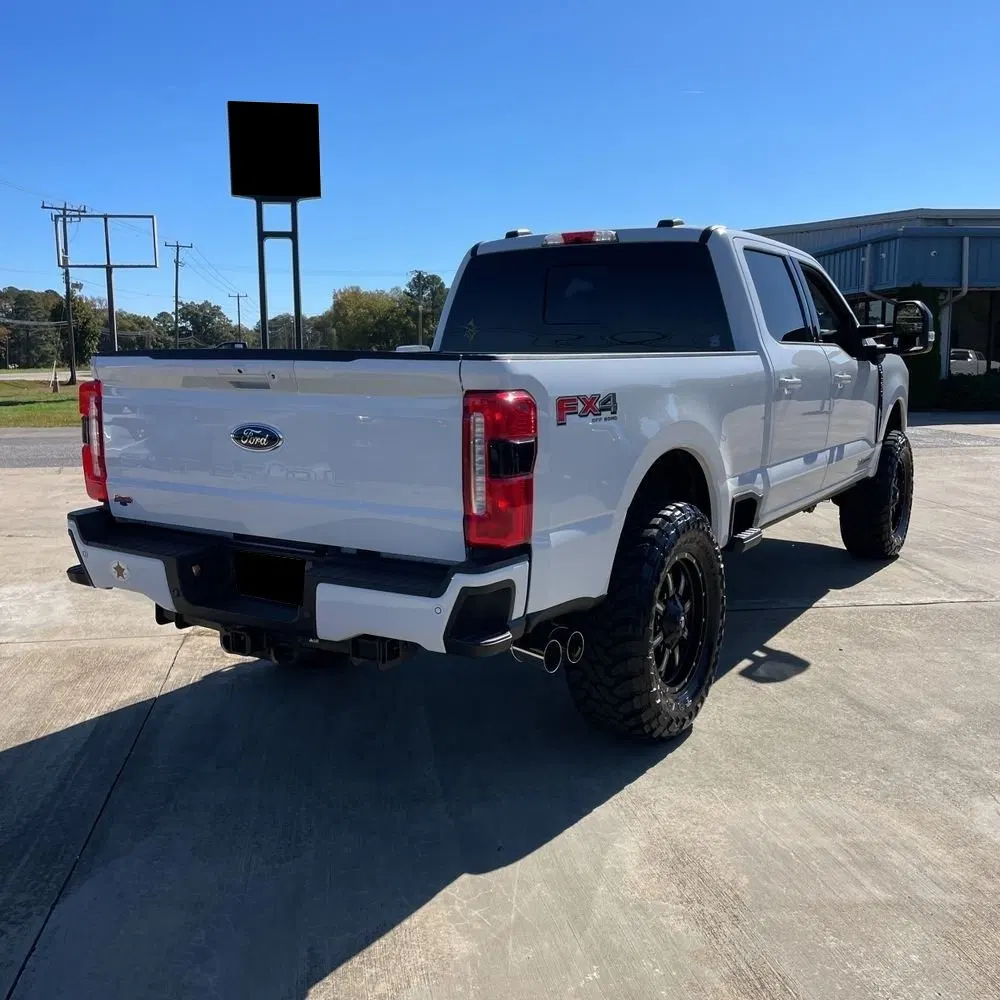 2024 Ford F-350 Super Duty Lariat