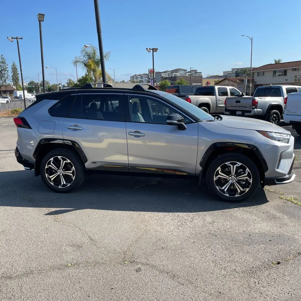 2025 Toyota RAV4 Plug-in Hybrid XSE
