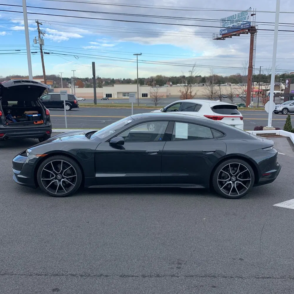 2024 Porsche Taycan 4S