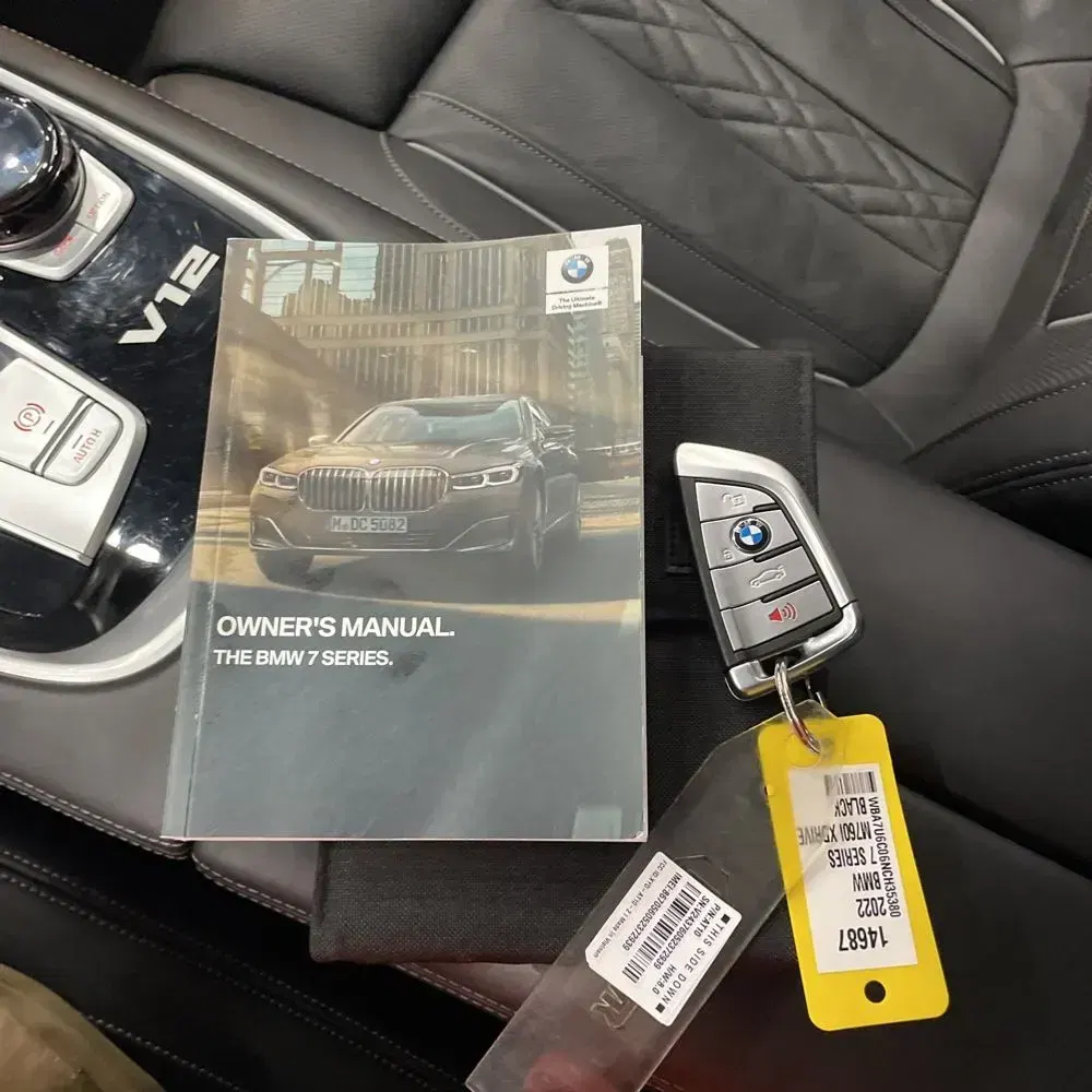 2022 BMW 7-Series M760xi