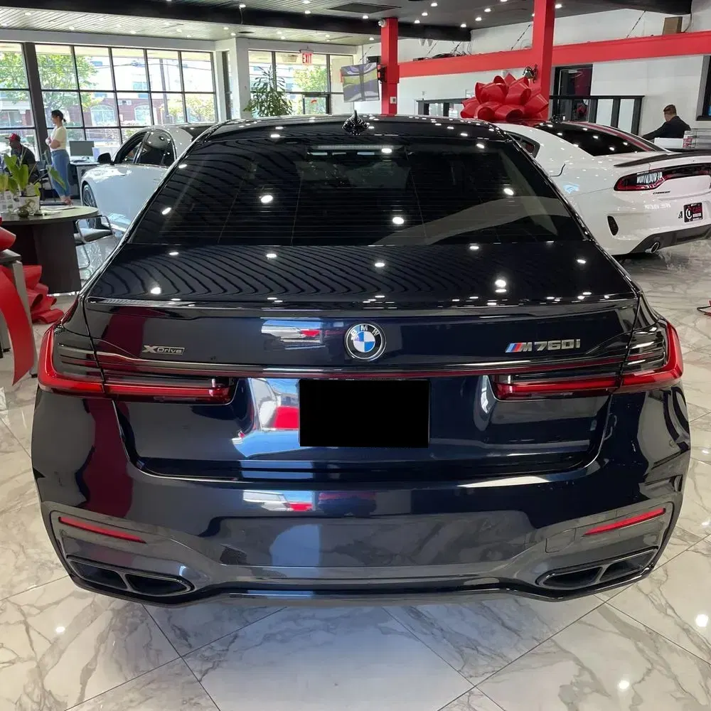 2022 BMW 7-Series M760xi