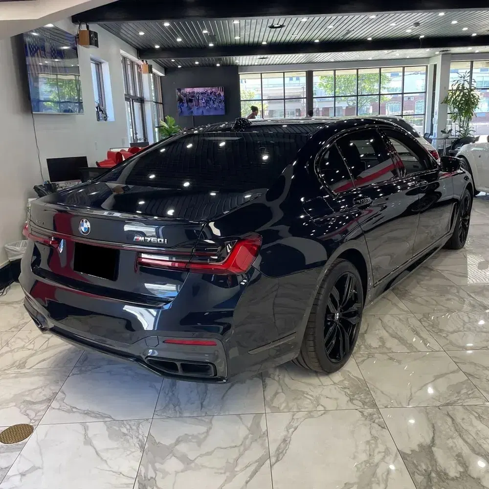 2022 BMW 7-Series M760xi