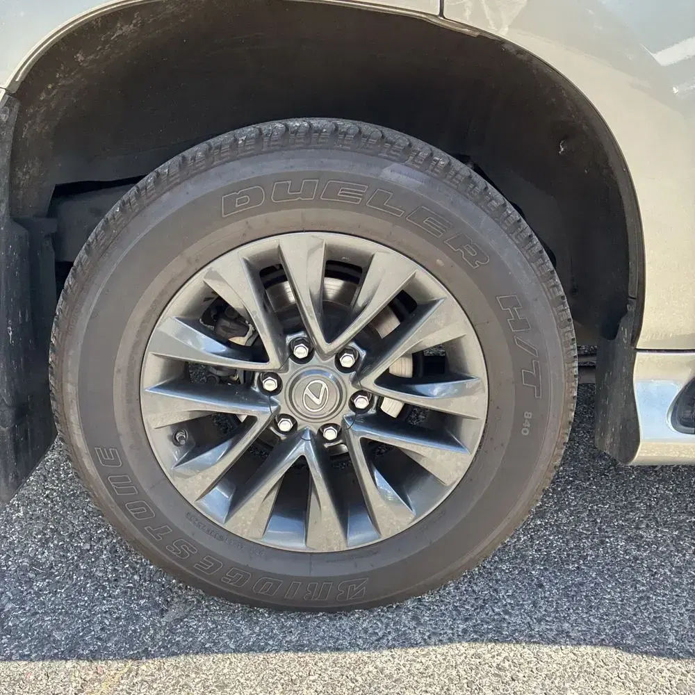 2023 Lexus GX 460 Base