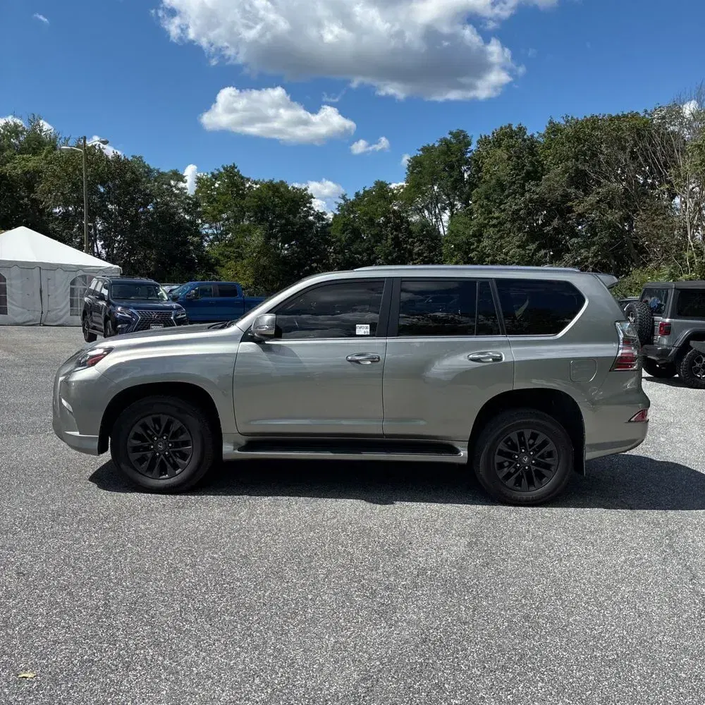 2023 Lexus GX 460 Base