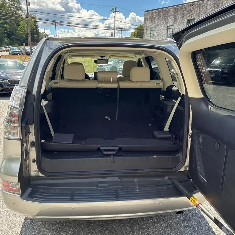 2023 Lexus GX 460 Base