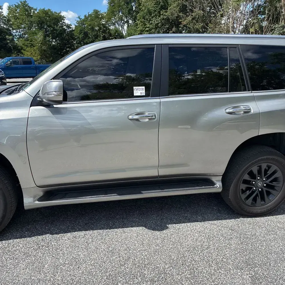2023 Lexus GX 460 Base