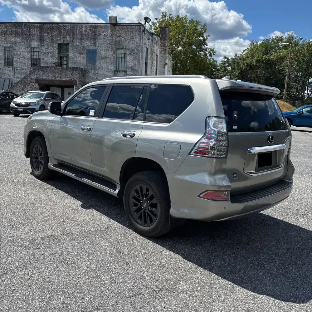 2023 Lexus GX 460 Base