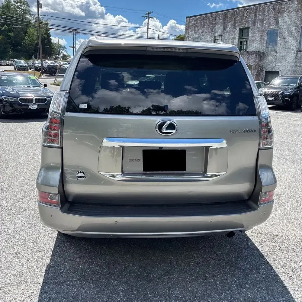 2023 Lexus GX 460 Base