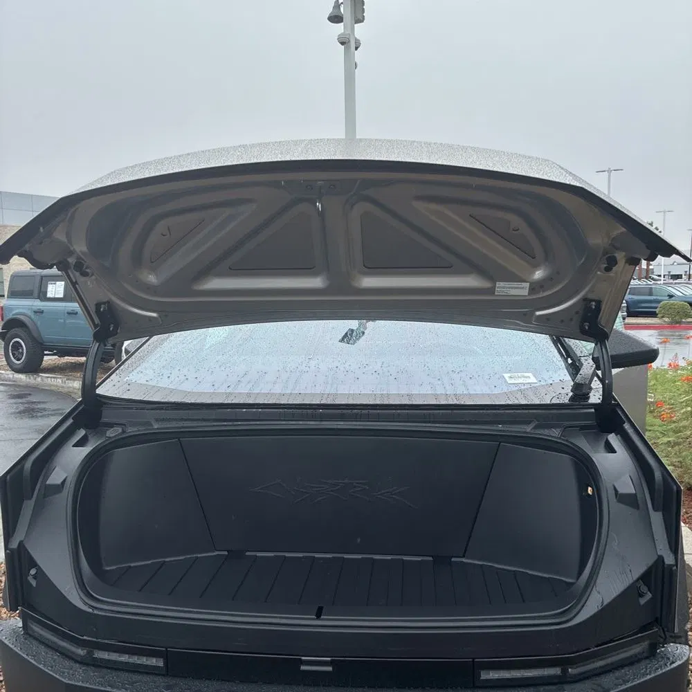 2024 Tesla Cybertruck Base