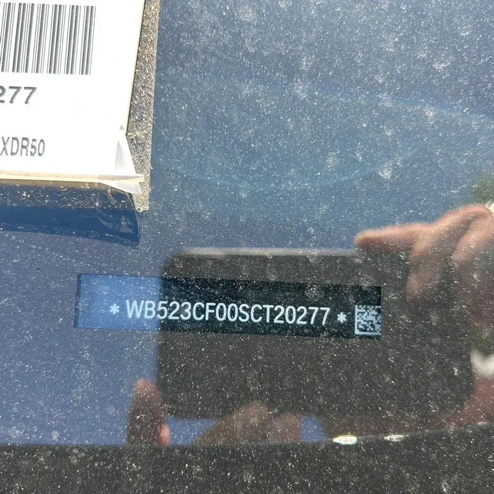 2025 BMW iX xDrive50