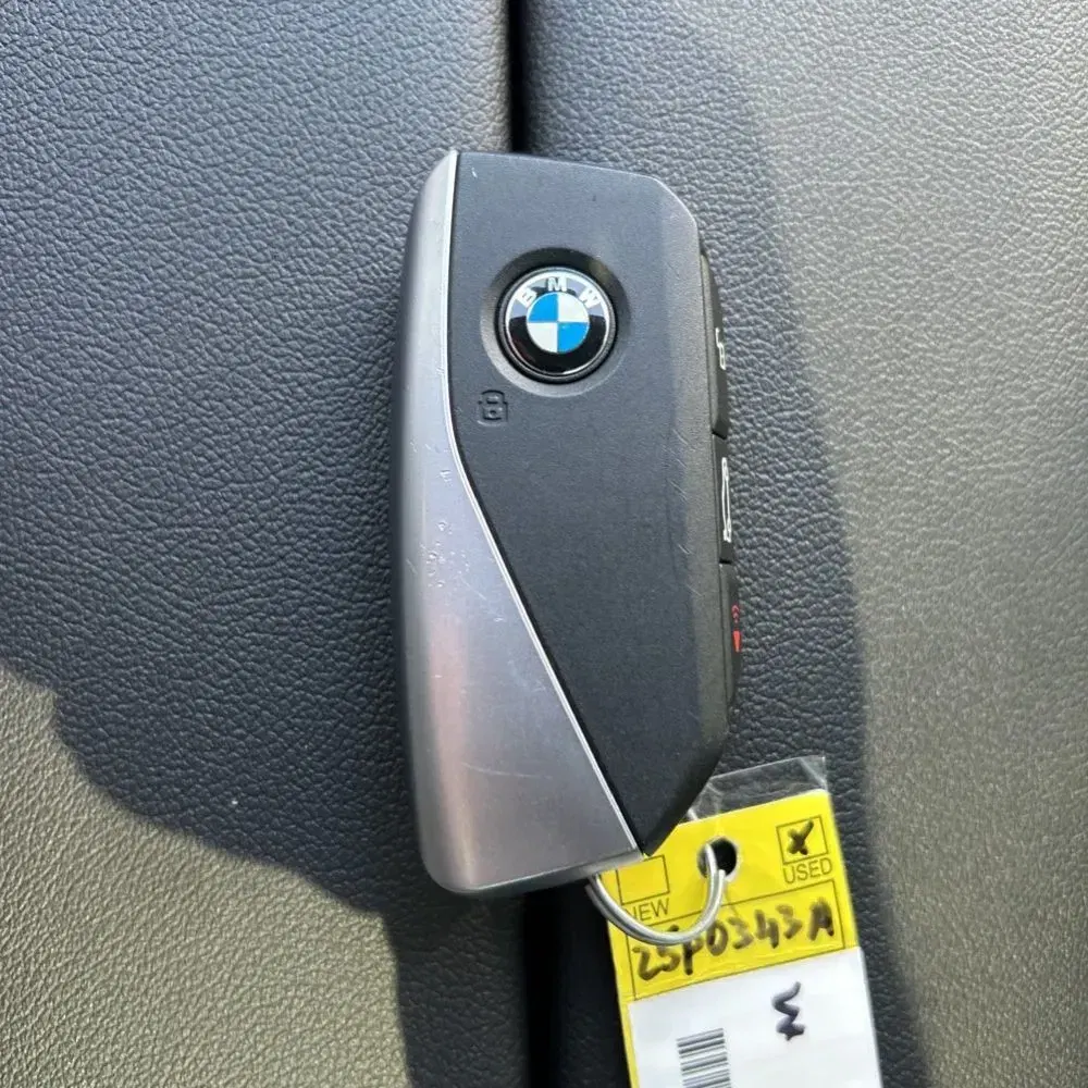 2025 BMW iX xDrive50