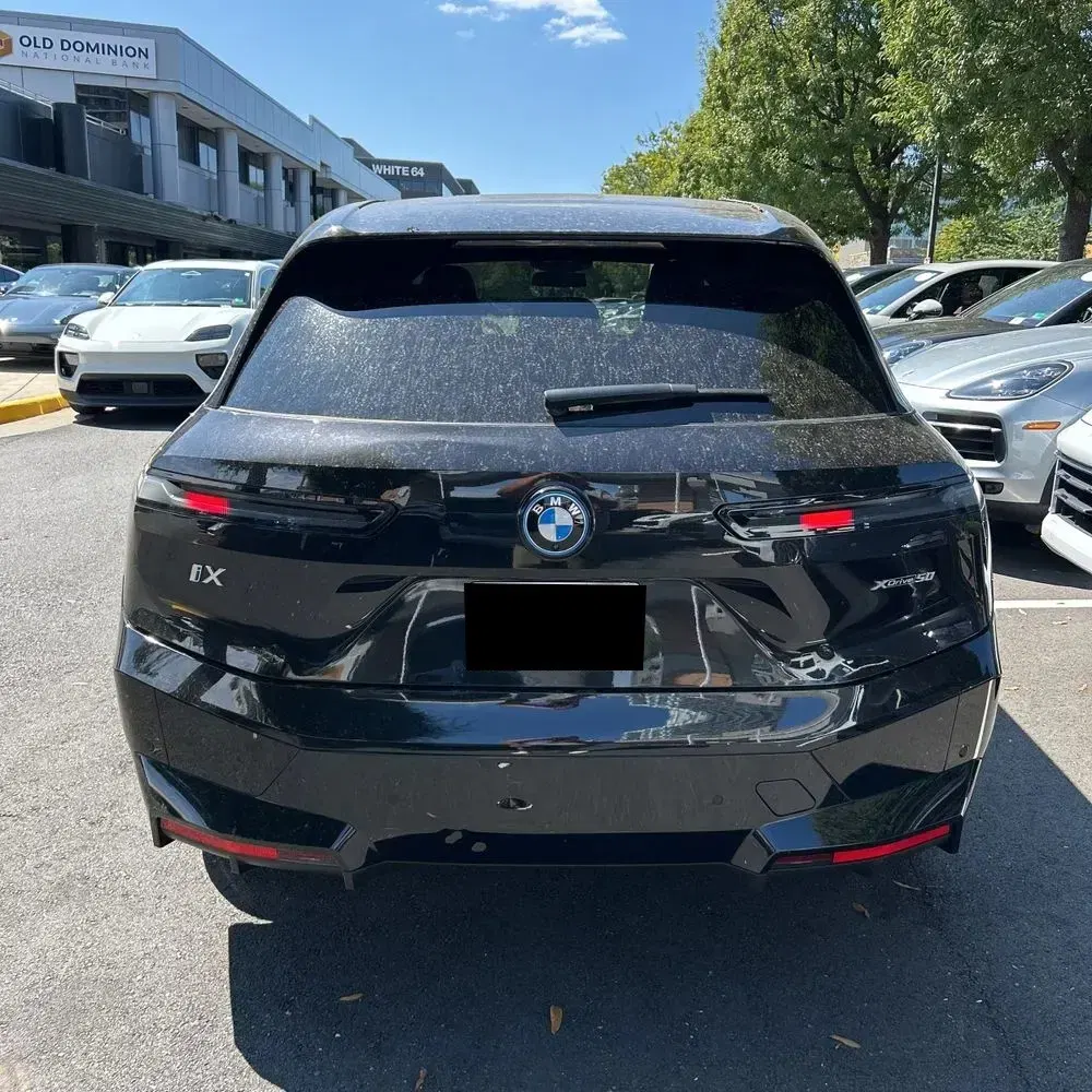 2025 BMW iX xDrive50