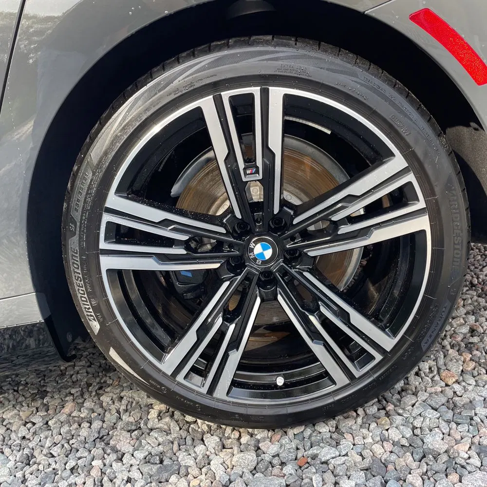 2023 BMW 7-Series 740i
