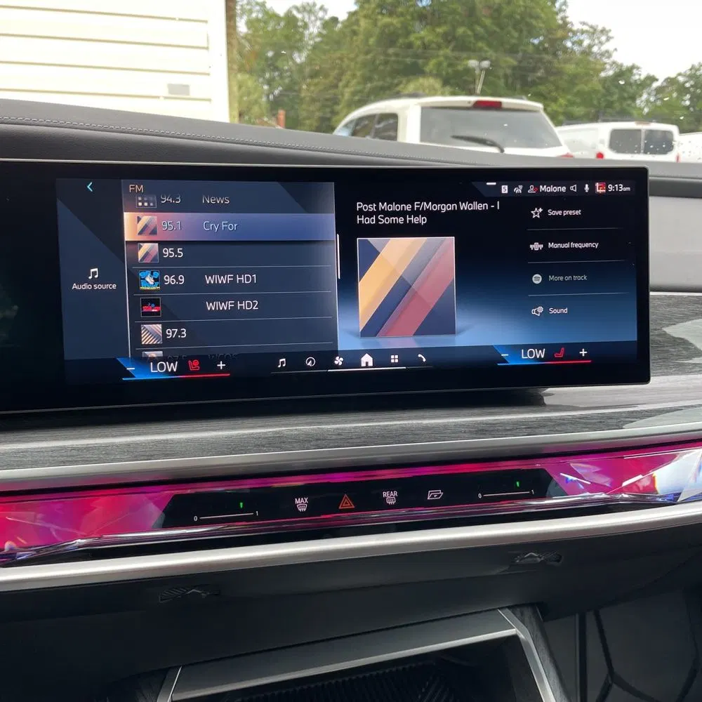 2023 BMW 7-Series 740i