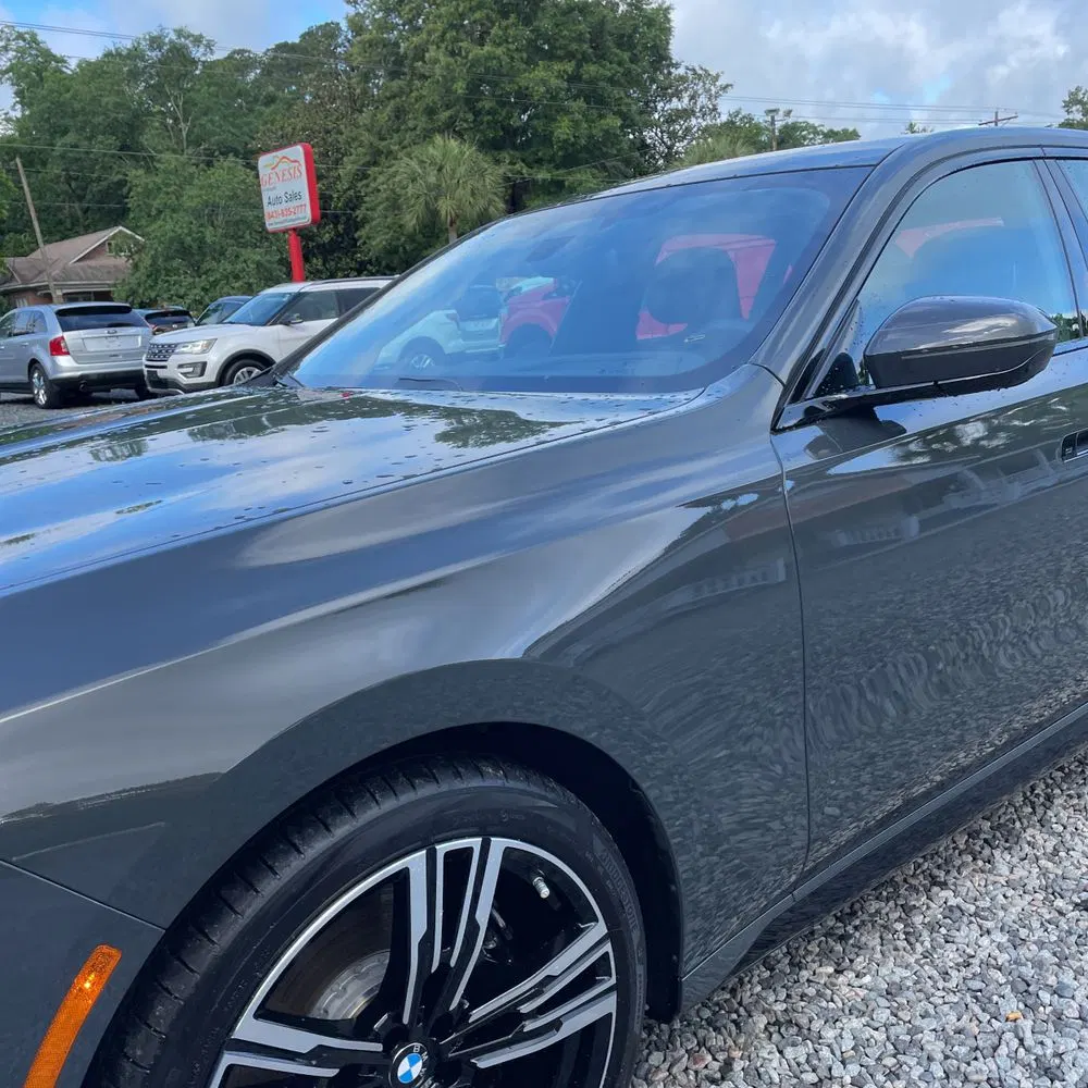 2023 BMW 7-Series 740i