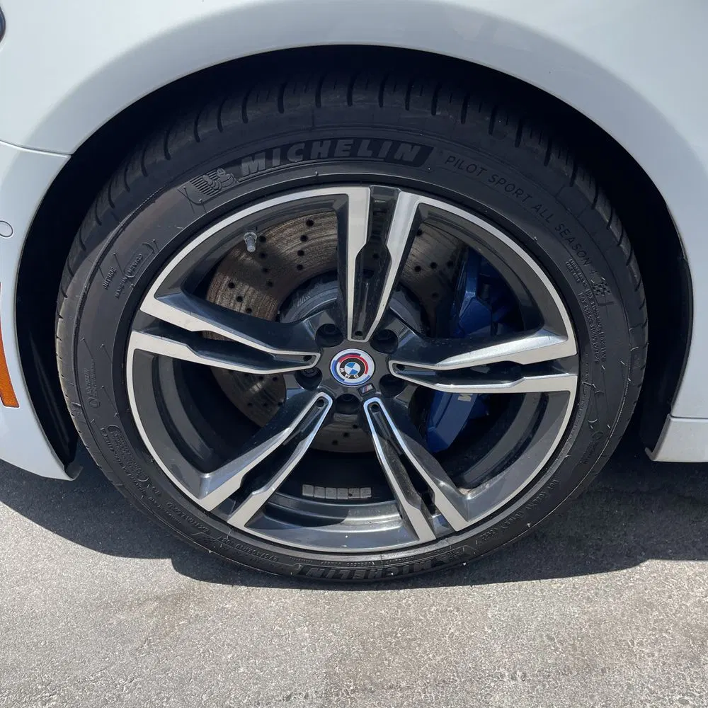 2023 BMW M5