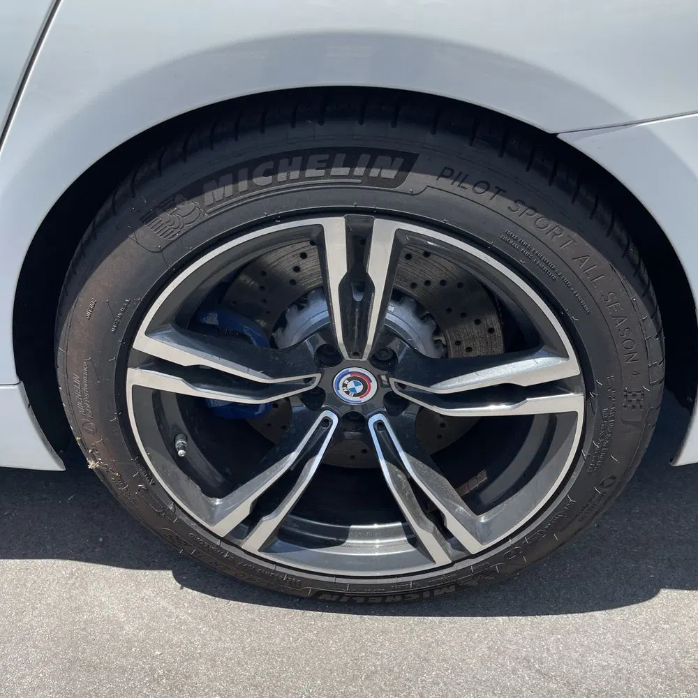 2023 BMW M5