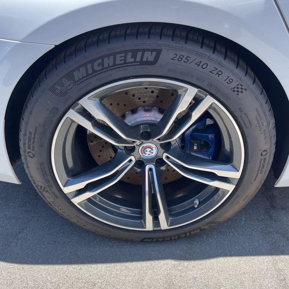 2023 BMW M5
