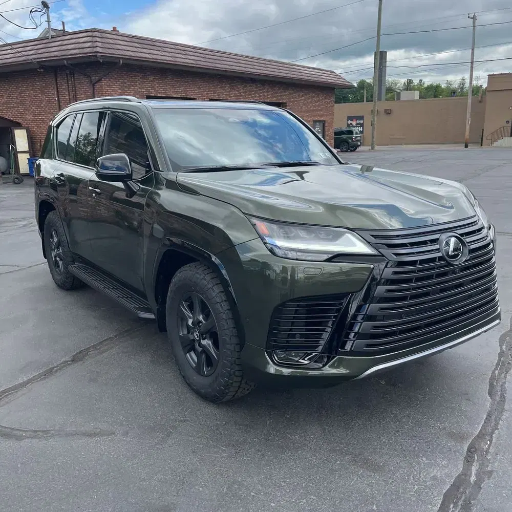 2025 Lexus LX 700h Overtrail