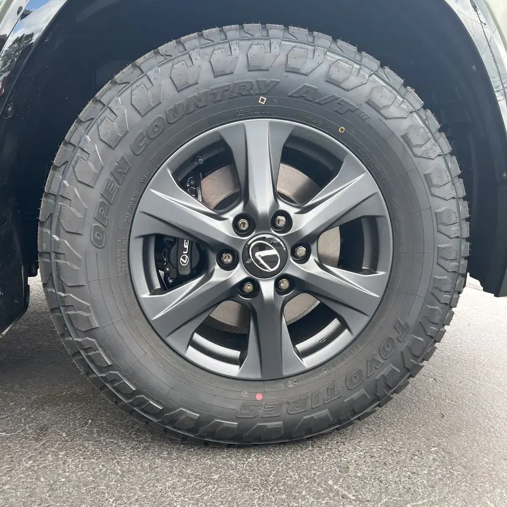 2025 Lexus LX 700h Overtrail
