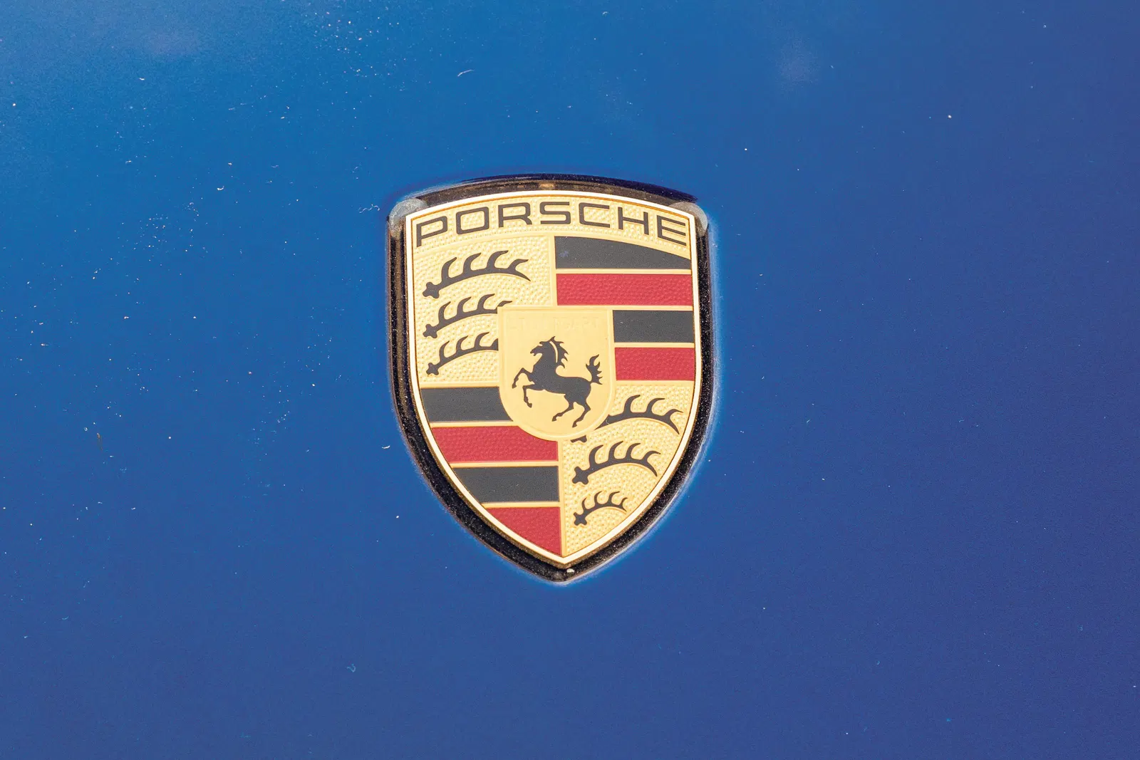 2023 Porsche 718 Cayman GT4 - ~9,900 Miles, 4.0-Liter Flat-6, Carbon Bucket Seats