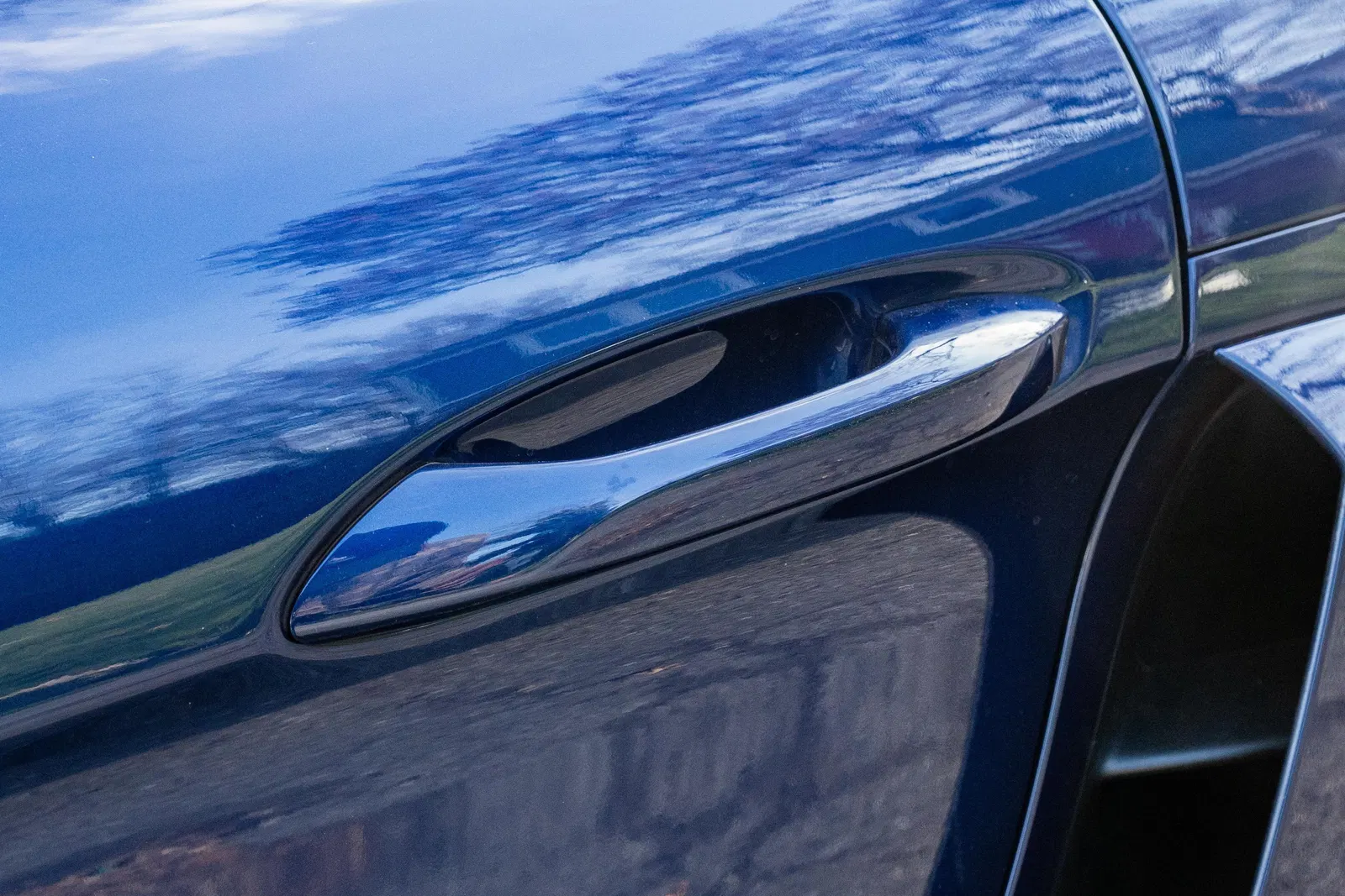 2023 Porsche 718 Cayman GT4 - ~9,900 Miles, 4.0-Liter Flat-6, Carbon Bucket Seats