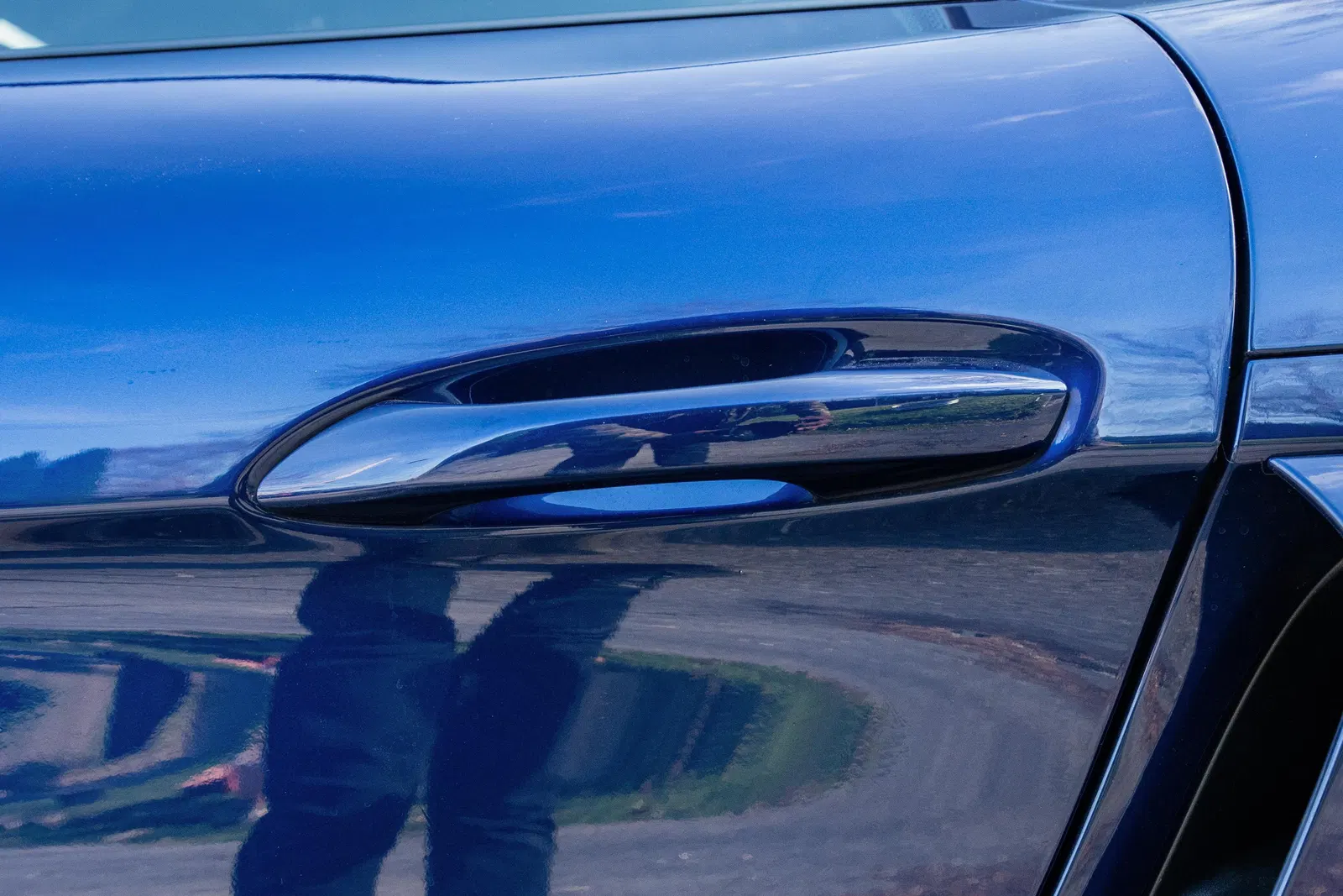 2023 Porsche 718 Cayman GT4 - ~9,900 Miles, 4.0-Liter Flat-6, Carbon Bucket Seats