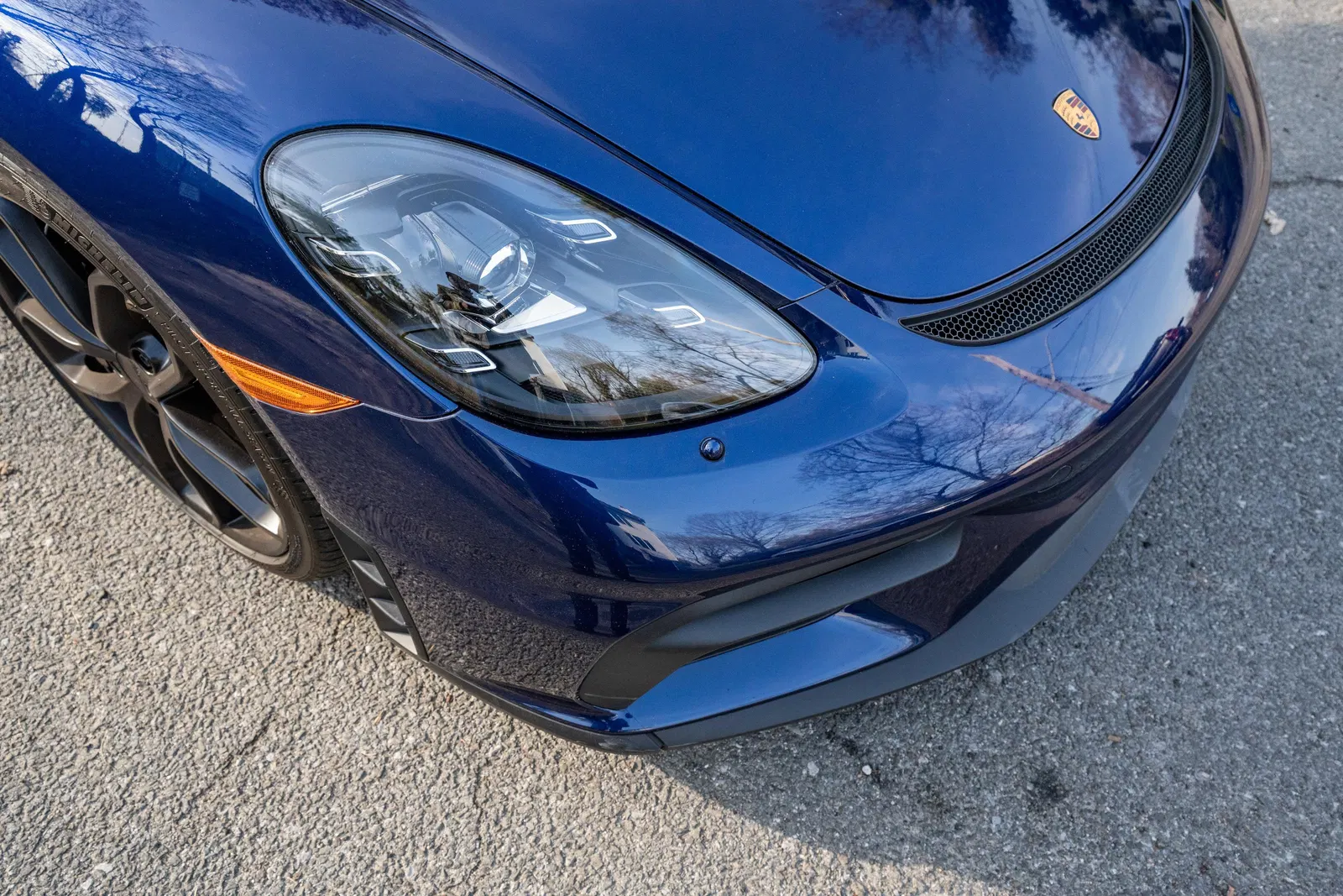 2023 Porsche 718 Cayman GT4 - ~9,900 Miles, 4.0-Liter Flat-6, Carbon Bucket Seats