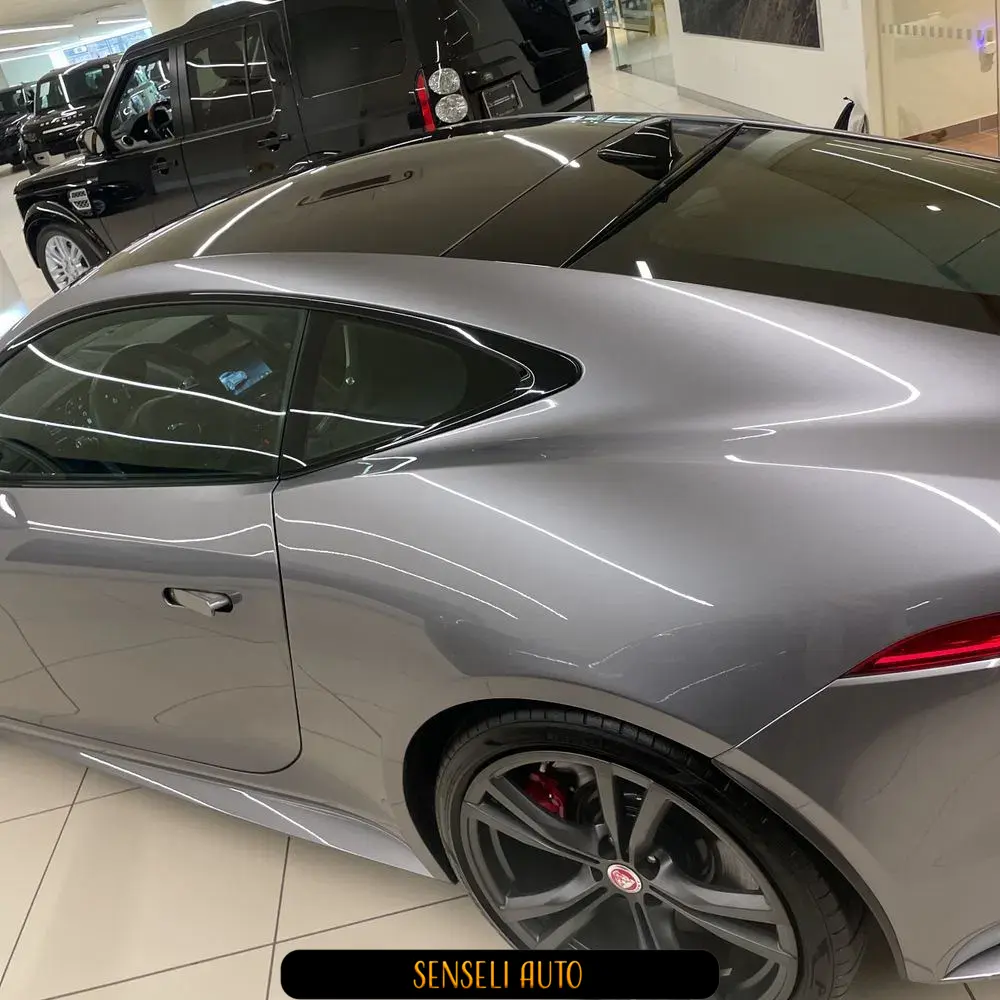 2022 Jaguar F-Type R