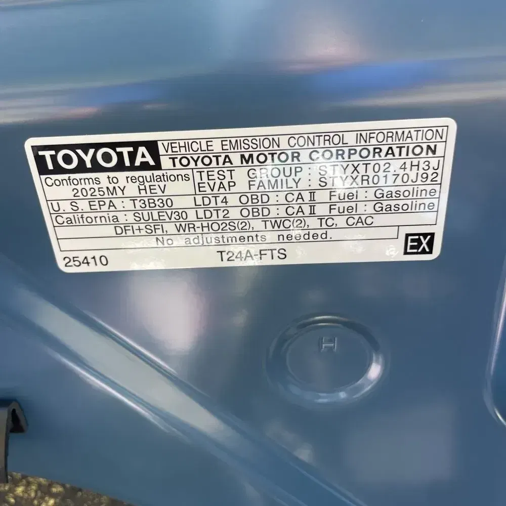 2025 Toyota 4Runner TRD Off-Road Premium HV