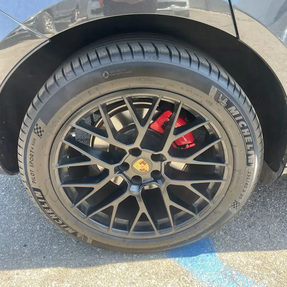 2021 Porsche Macan GTS