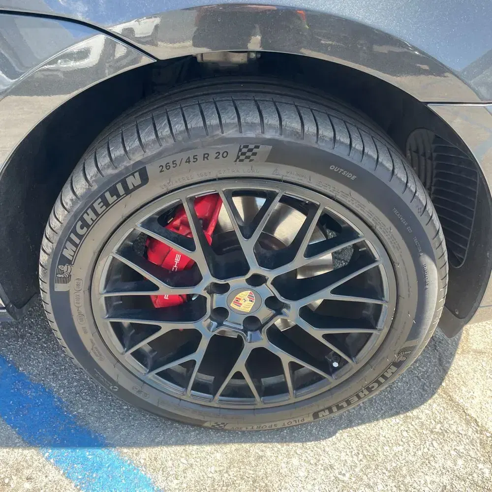 2021 Porsche Macan GTS
