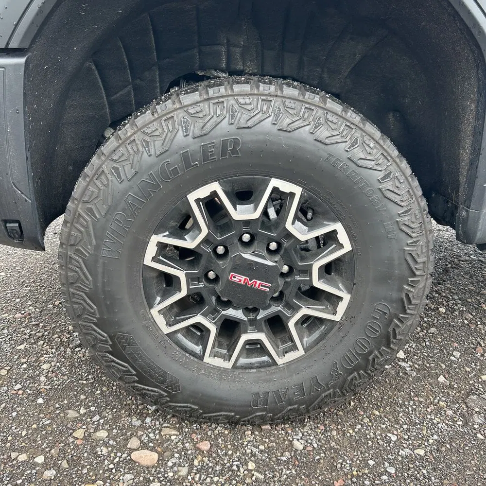 2025 GMC Sierra 2500HD AT4X