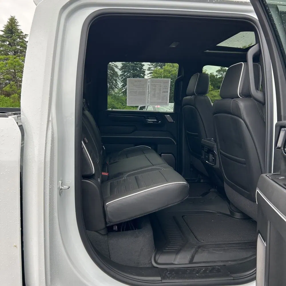 2025 GMC Sierra 2500HD AT4X