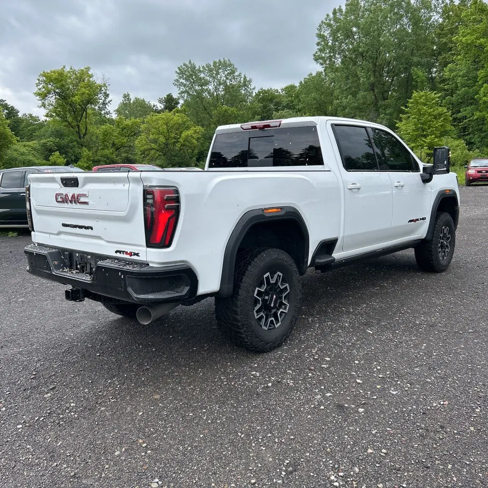 2025 GMC Sierra 2500HD AT4X