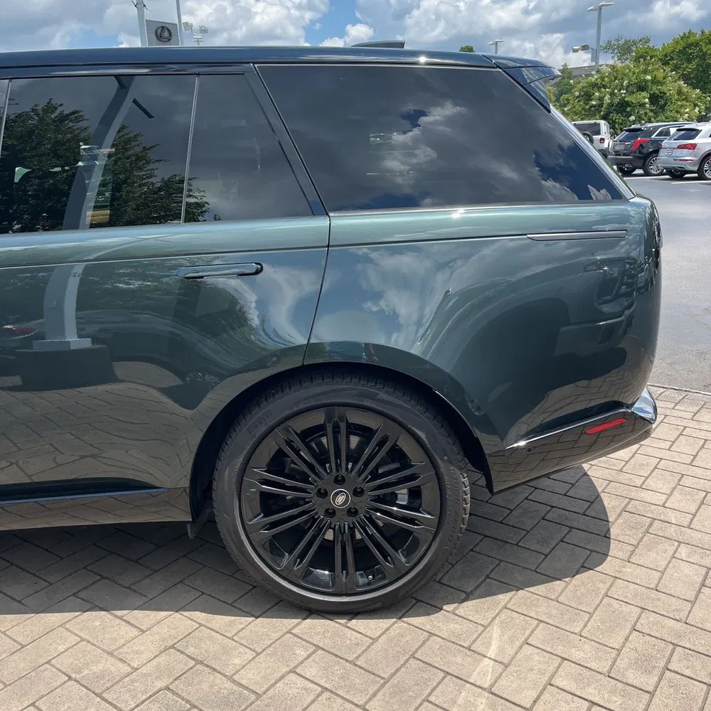 2023 Land Rover Range Rover P530 SE