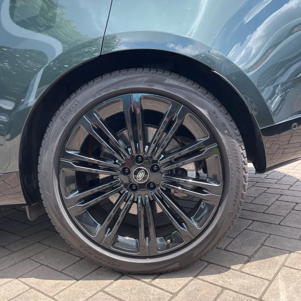 2023 Land Rover Range Rover P530 SE