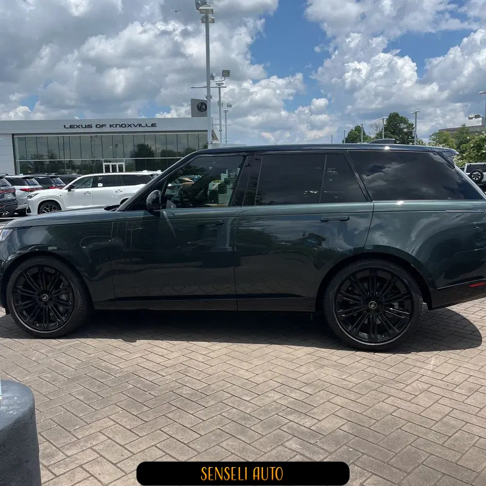 2023 Land Rover Range Rover P530 SE